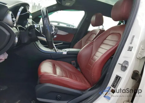 2019 Mercedes-Benz C 300 z USA, uszkodzony, nr VIN 55SWF8DB6KU284031